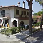 Amazing With Private Garden In Daire