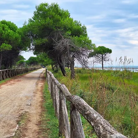 Amazing With Private Garden In Bibione